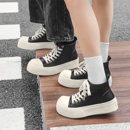 Damen Hohe Plattform-Sneaker mit modernem Design und robustem Profil EB