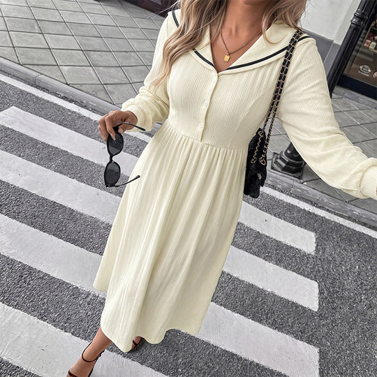 Damen Midikleid mit Matrosenkragen, geraffter Taille und Knopfleiste EB