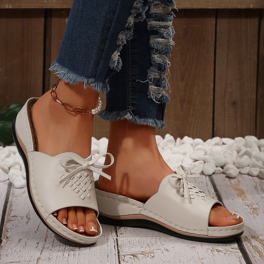 Damen Riemchen-Sandalen mit geflochtenem Design und komfortablem Fußbett EB