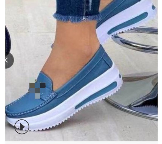 Damen Komfortable und modische Slip-On Mokassins EB