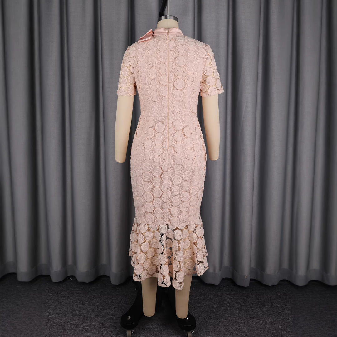 Damen Elegantes Spitzenkleid mit Rüschensaum EB