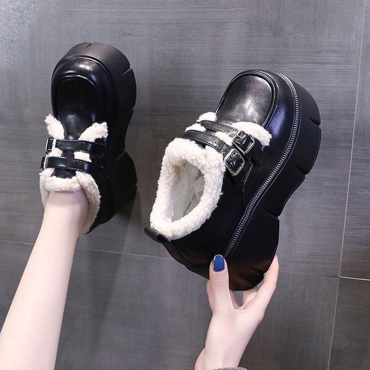 Damen Plüschgefütterte Sneaker mit doppeltem Schnallenverschluss EB