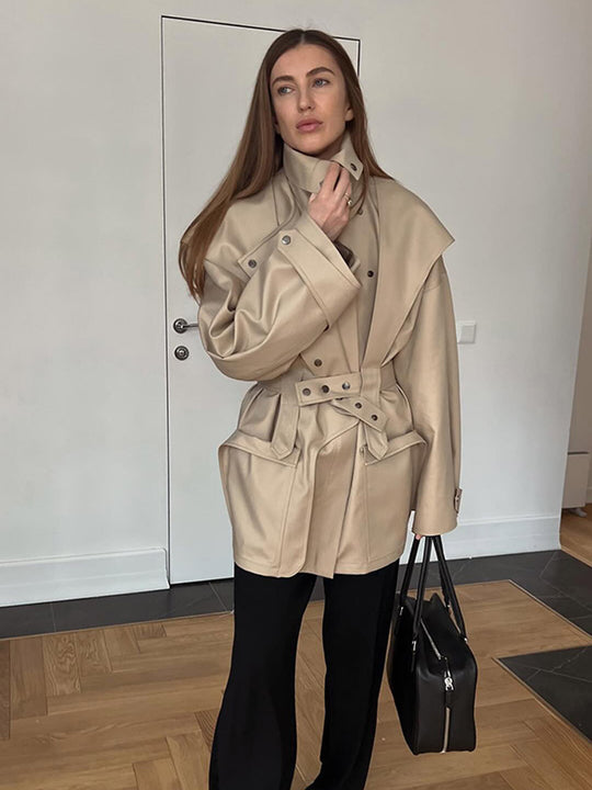 Damen Kunstleder-Mantel mit breitem Kragen und praktischen Taschen EB