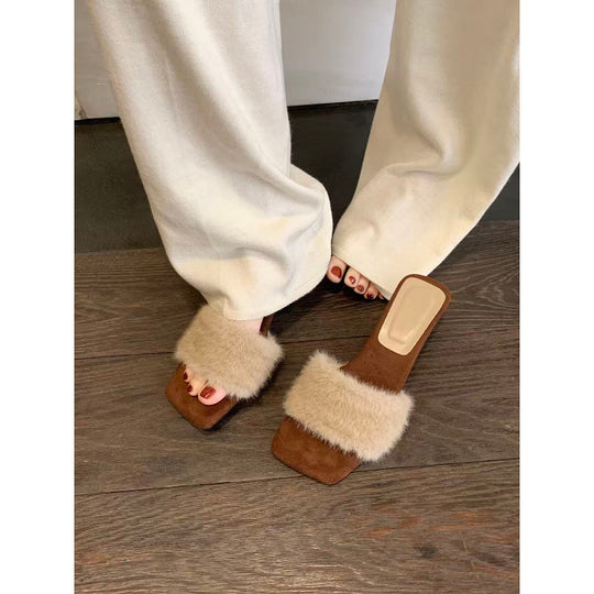 Damen Slipper mit luxuriösem Kunstfell und elegantem Blockabsatz EB