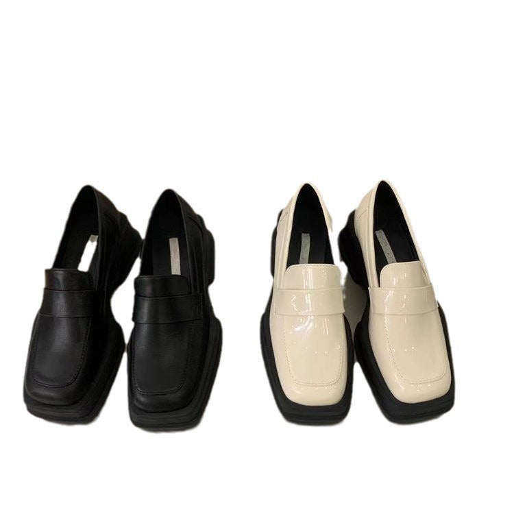Damen Edle Lackleder-Ballerinas mit breitem Blockabsatz EB