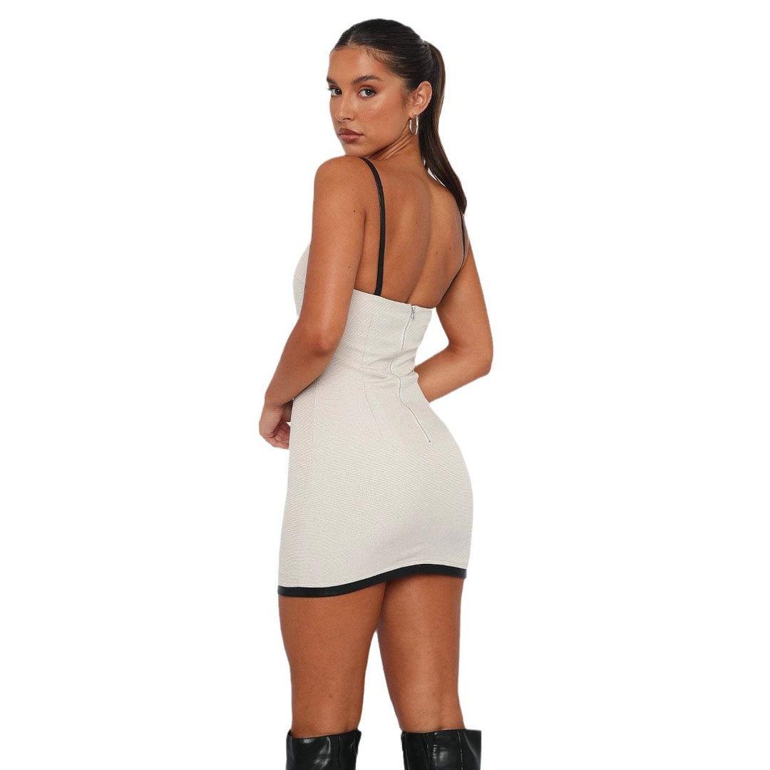Damen figurbetontes Minikleid mit schmalen Trägern und eleganter Raffungsoptik EB