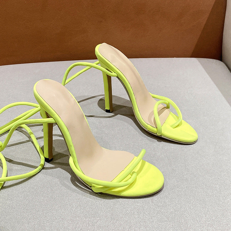 Damen Plateau High Heels mit eleganten Riemchen und komfortablem Fußbett EB