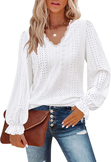 Damen Bluse mit romantischem Schnitt und detailreicher Stickerei EB