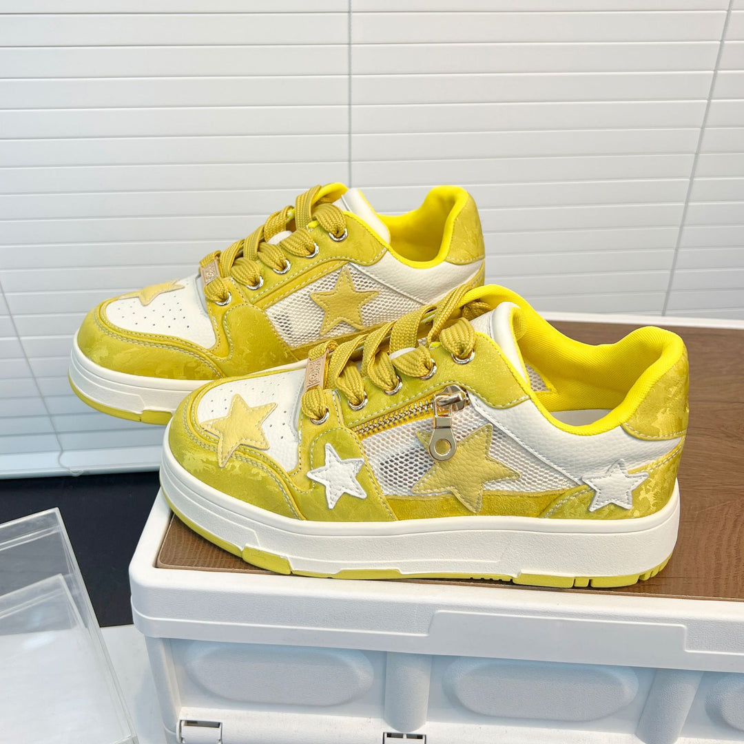 Damen Sneakers mit dekorativen Sternenapplikationen und stabiler Laufsohle EB