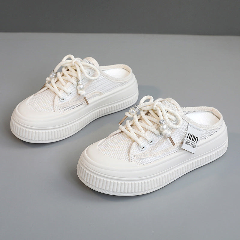 Damen Slip-On Sneakers mit atmungsaktiver Mesh-Oberfläche und modischen Akzenten EB