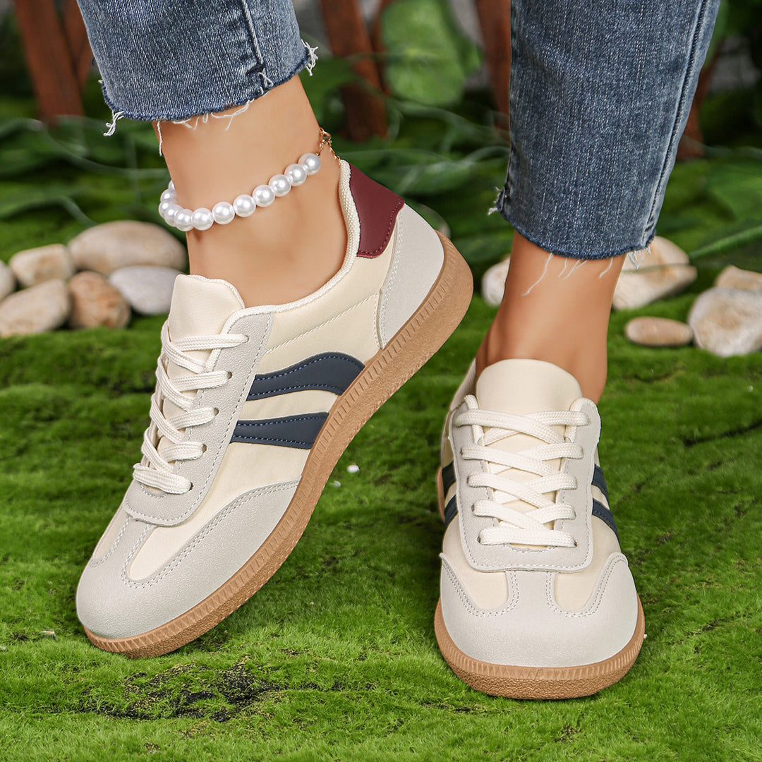 Damen Sneakers mit sportlichem Design und rutschfester Sohle EB