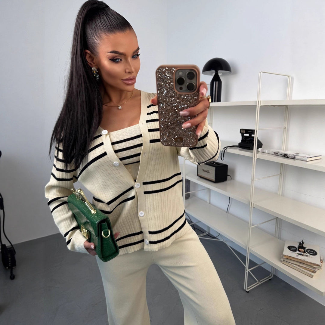 Damen Strick-Loungewear-Set aus Feinripp mit Button-Cardigan, Spaghetti-Top und weitem Jogger EB