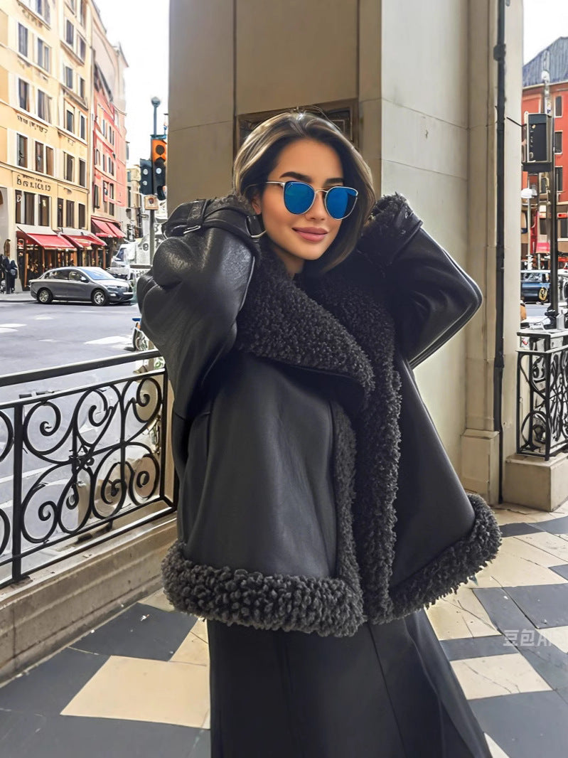 Damen Oversized Kunstlederjacke mit kuscheligem Futter EB