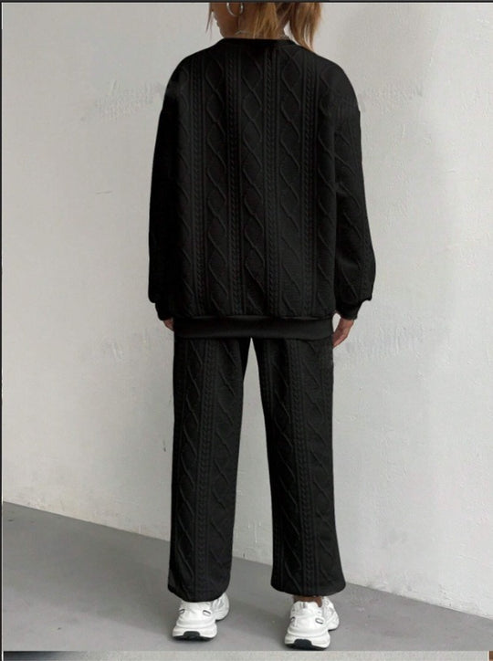 Damen gemütlicher Strickanzug EB