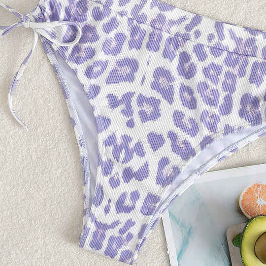 Damen Hochgeschnittener Bikini mit verspieltem Leopardenmuster EB