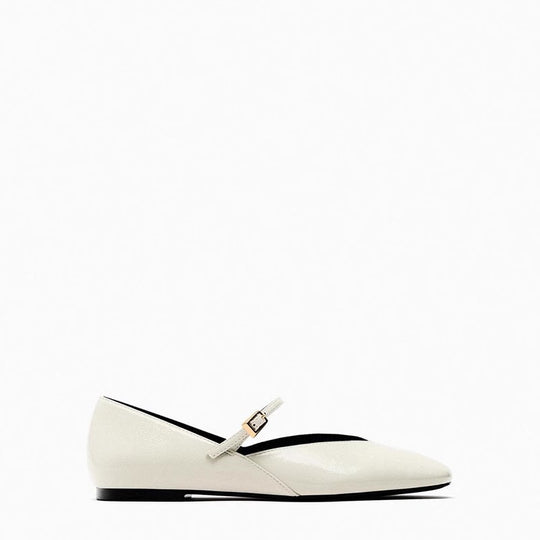Damen Elegante Slip-On Ballerinas mit verstellbarem Riemen und hochwertiger Oberflächenstruktur EB