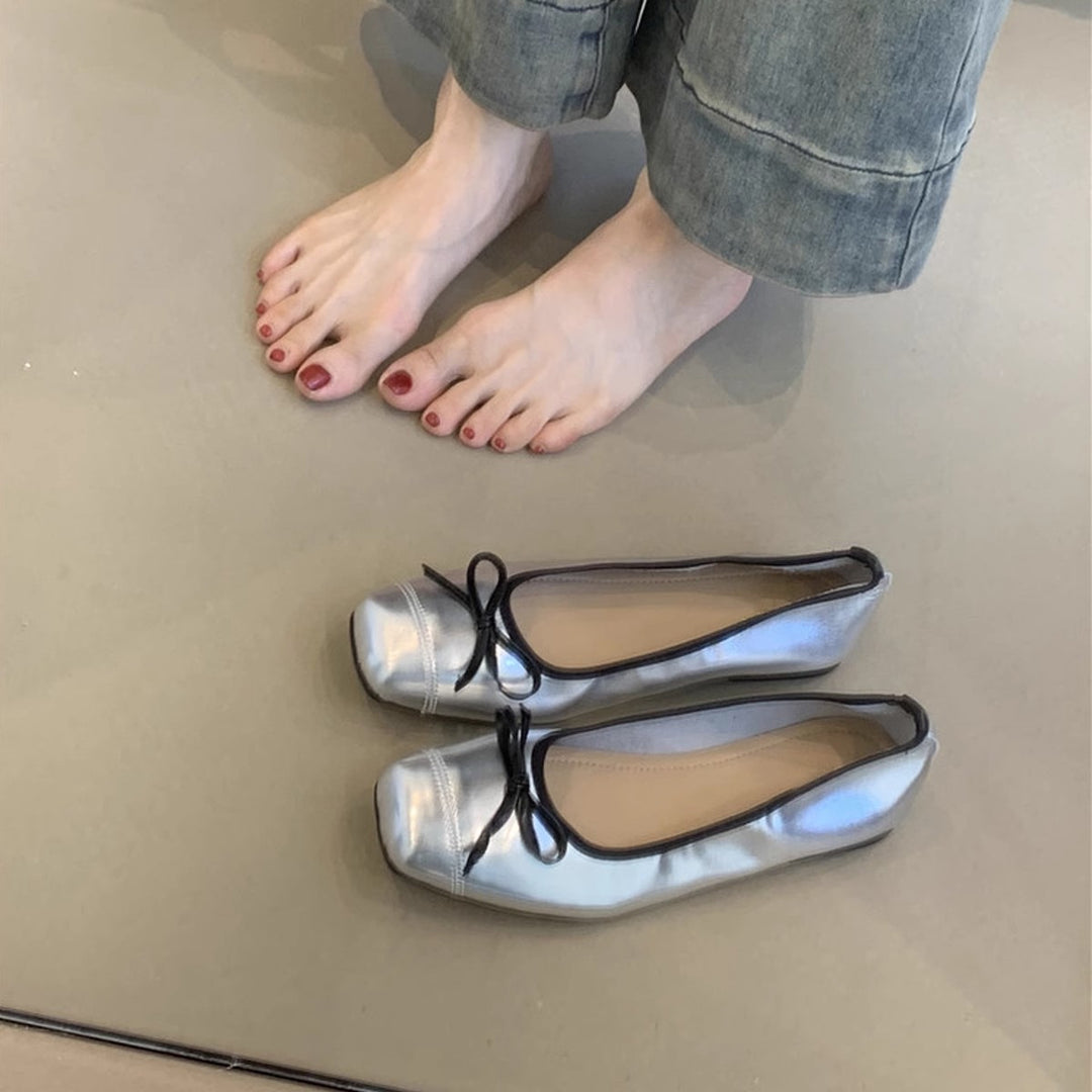 Damen elegante Ballerinas mit modischem Glanz und zierlichem Schleifendetail EB
