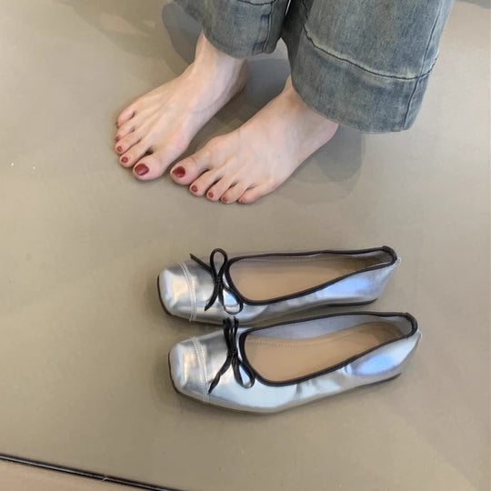 Damen elegante Ballerinas mit modischem Glanz und zierlichem Schleifendetail EB