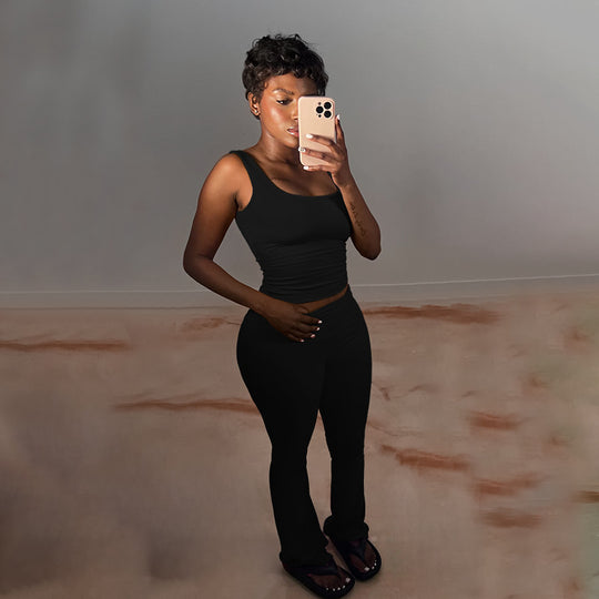 Damen Sportliches Crop-Top und legere Flared Pants Set EB