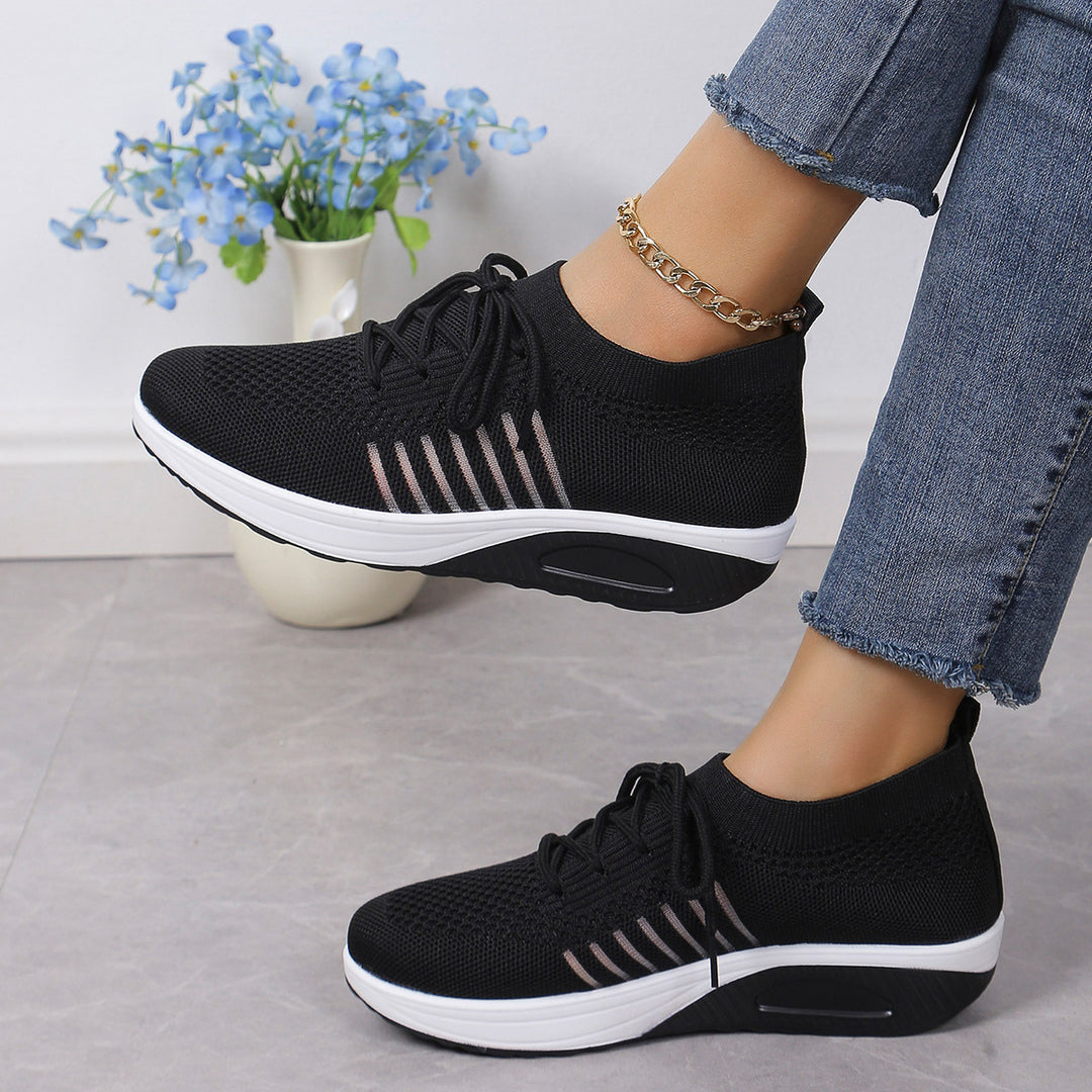 Damen Bequeme Sport-Sneaker mit atmungsaktivem Mesh-Obermaterial und dämpfender Sohle EB