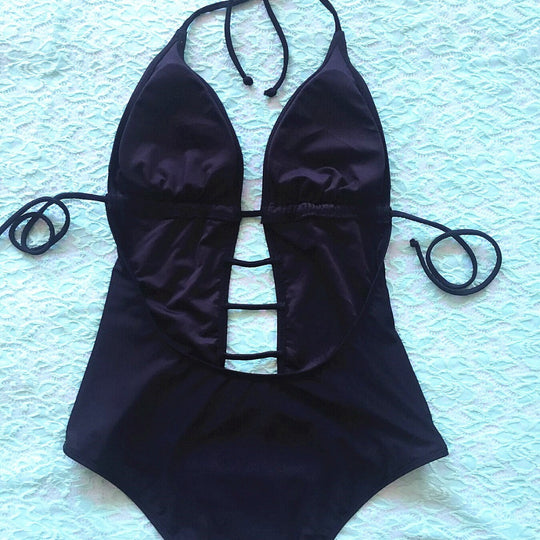 Damen Einteiler-Badeanzug mit verführerischen Cut-Outs EB