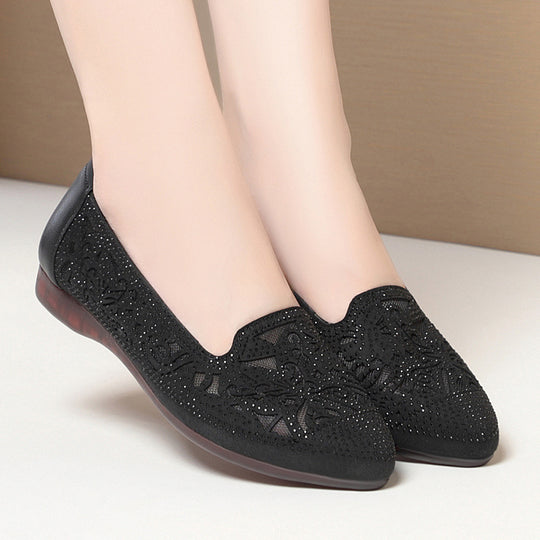 Damen Elegante Ballerinas mit filigranem Cut-Out-Design und funkelnden Strassdetails EB