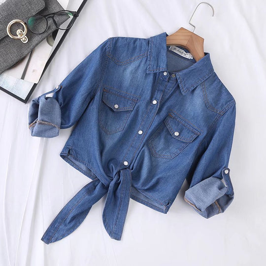 Damen Geknotete Denim Kurzbluse mit Brusttaschen und hochgekrempelten Ärmeln EB