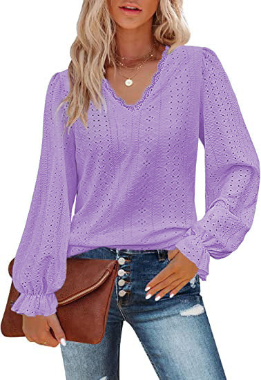 Damen Bluse mit romantischem Schnitt und detailreicher Stickerei EB