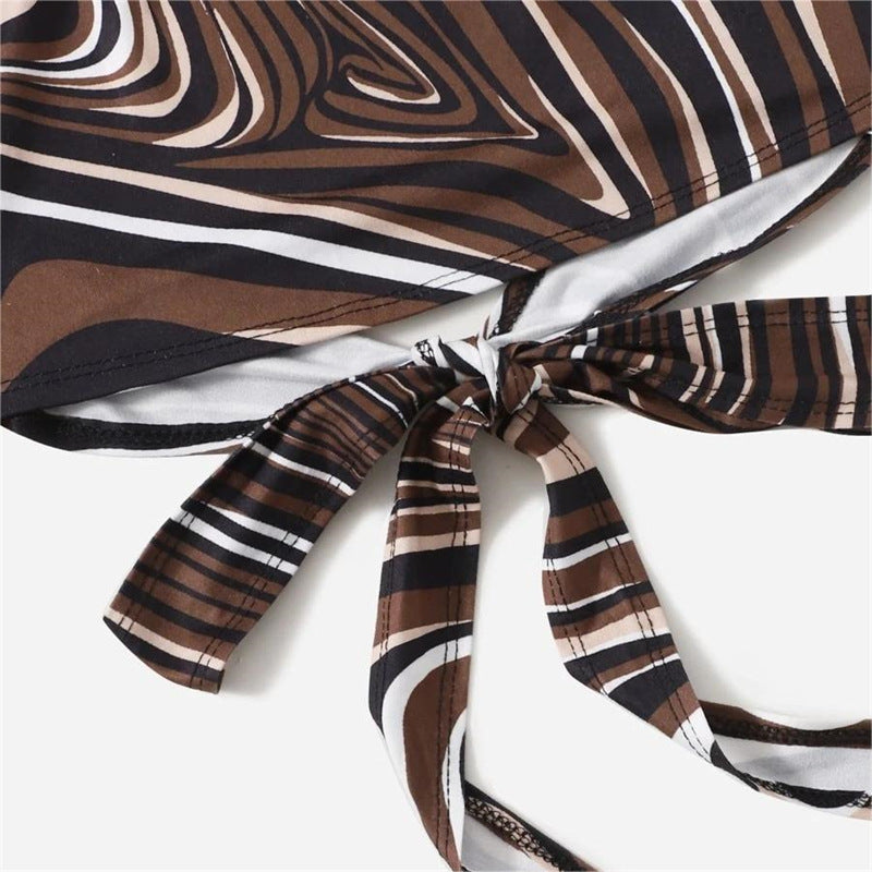 Damen trendiges Halter-Top mit elegantem Wickel-Design und grafischem Print EB