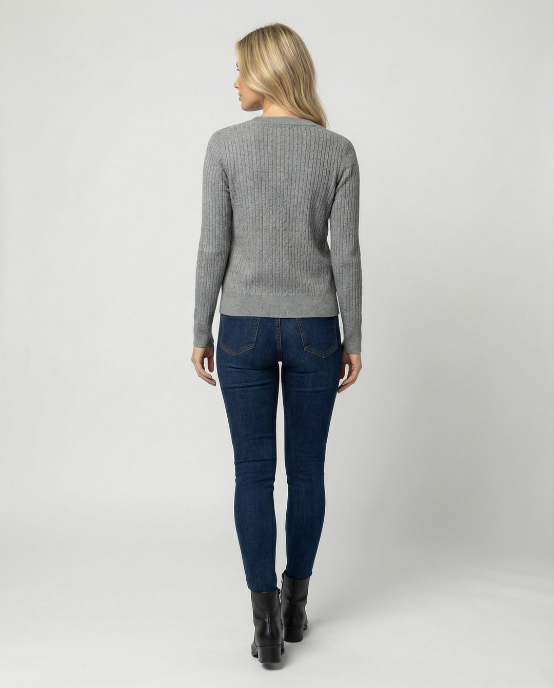 Damen klassischer Strickcardigan mit feiner Zopfstruktur Rundhalsausschnitt und schmaler Silhouette EB