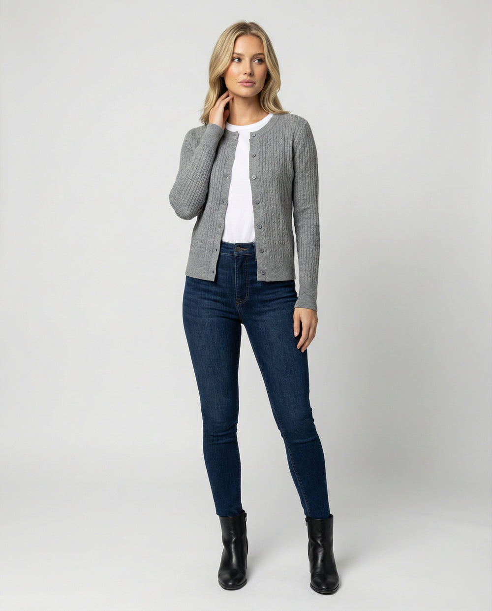 Damen klassischer Strickcardigan mit feiner Zopfstruktur Rundhalsausschnitt und schmaler Silhouette EB