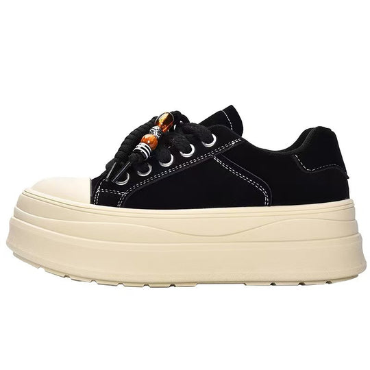 Damen Plateau-Sneaker mit dekorativen Schnürdetails und komfortabler Sohle EB