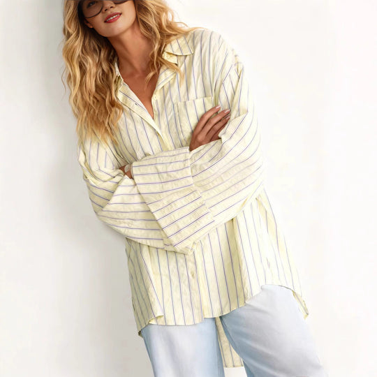 Damen Oversize-Hemdbluse mit weitem Glockenärmel und feinem Streifenmuster EB