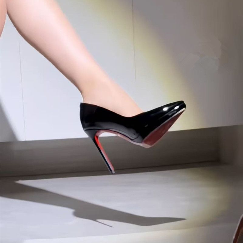 Damen elegante High Heel Pumps mit hochwertigem Lackfinish EB