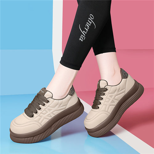 Damen modische Plateau-Sneaker mit innovativem Dämpfungssystem EB