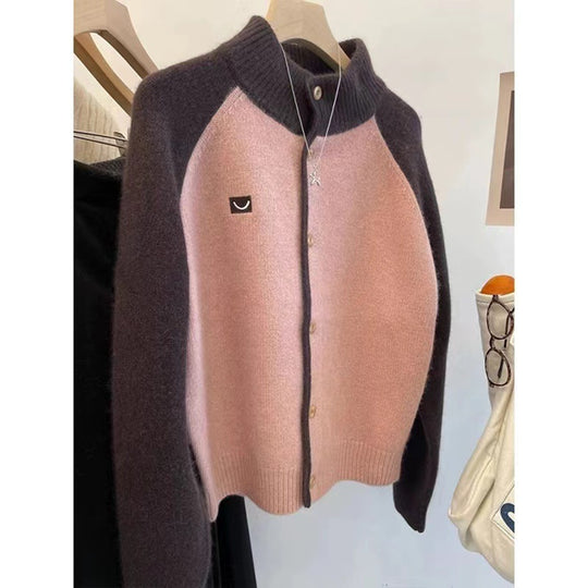 Damen Strickcardigan mit elegantem Kragen und Knopfdetails EB