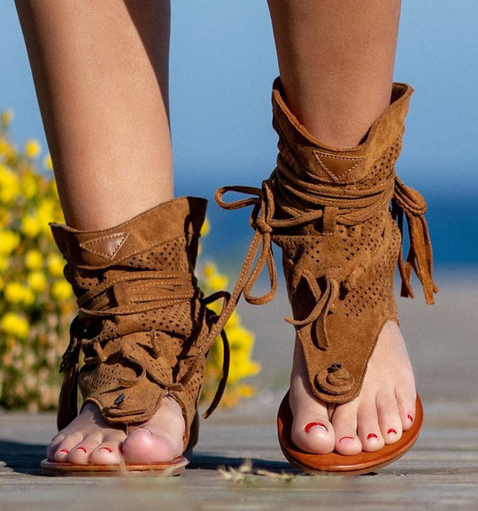 Damen modische Clogs mit atmungsaktiver Perforation und trendiger Schnürung EB