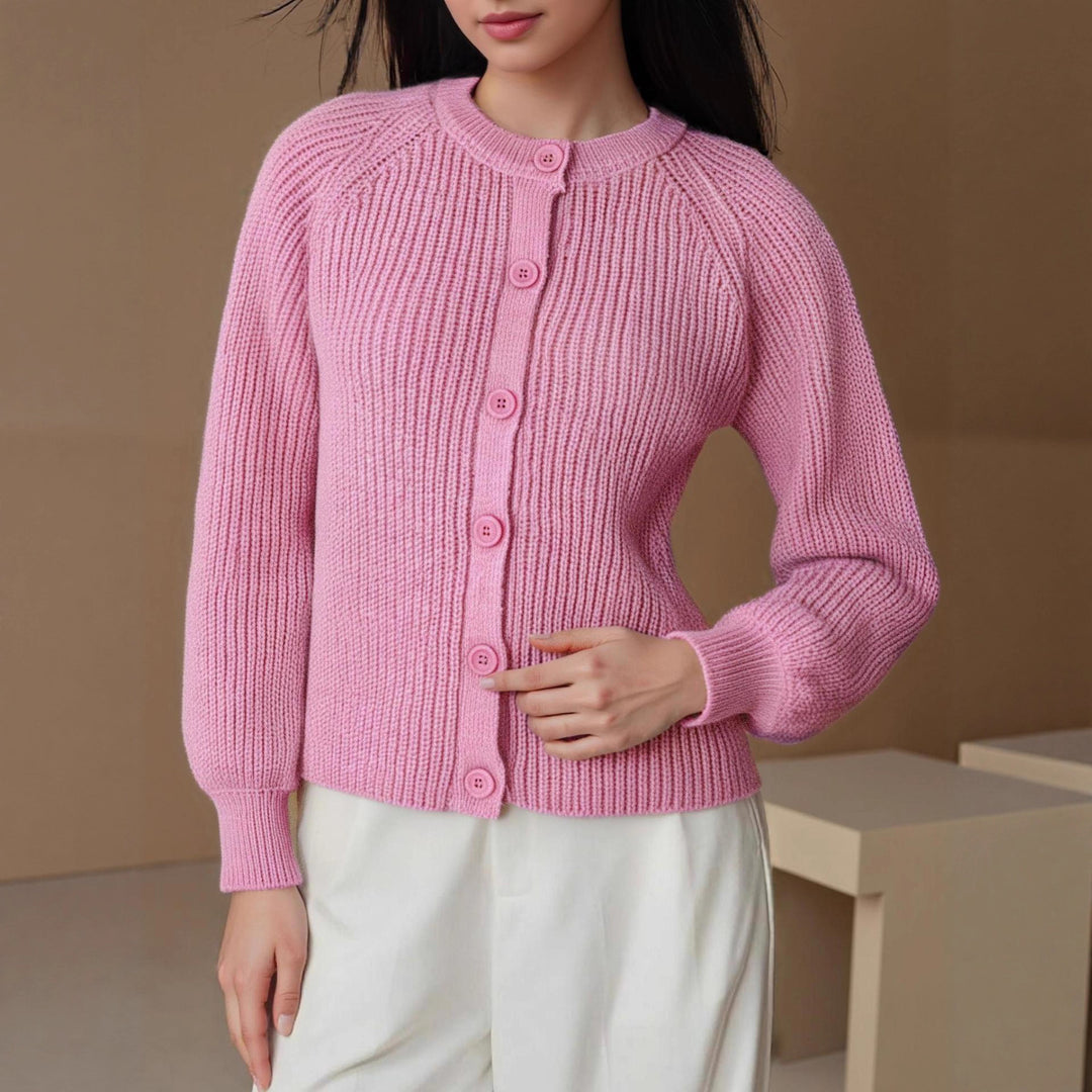 Damen Strickjacke mit feinem Rippenmuster und geschützten Knöpfen EB