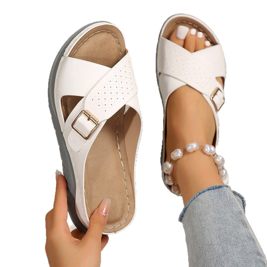 Damen Riemchen-Sandalen mit verstellbarem Schnallenverschluss und perforiertem Obermaterial EB