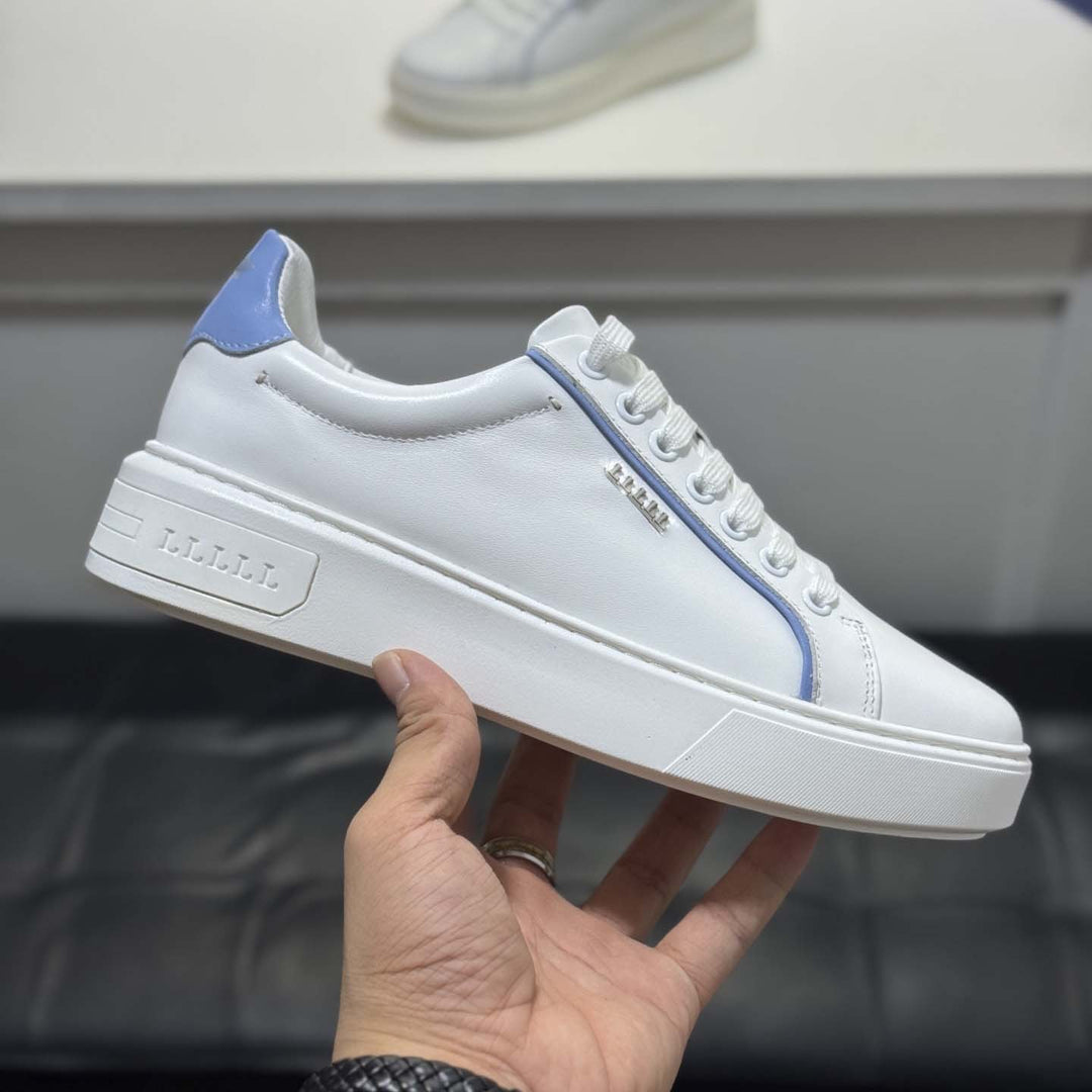 Damen Lifestyle Sneakers mit modischem Detail und gepolsterter Sohle EB