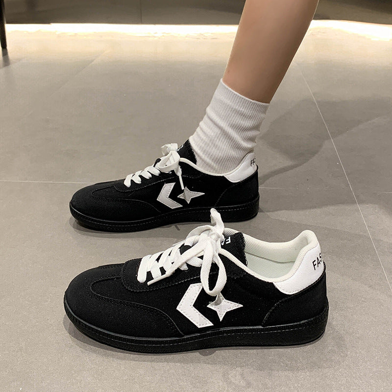 Damen nan leichte Retro-Sneaker mit gepolstertem Komfortfußbett, flexibler Gummisohle und reflektierenden Details EB