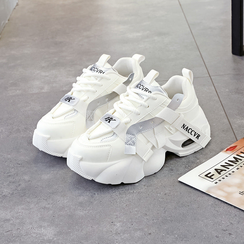 Damen Chunky Sneaker mit innovativem Design und gepolsterter Sohle EB