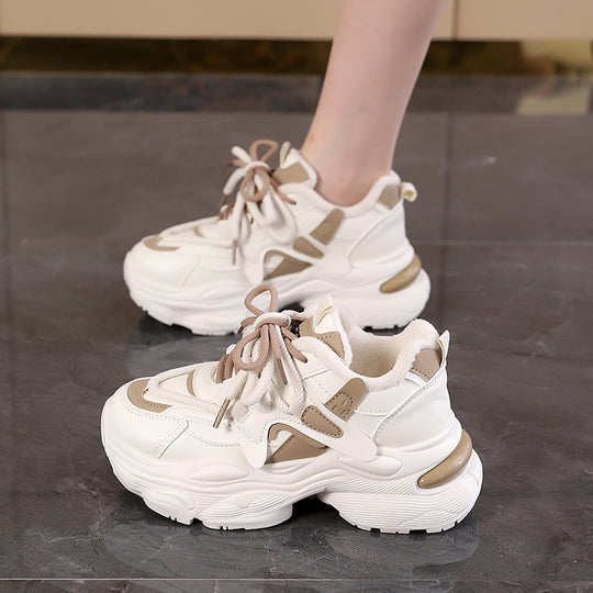 Damen Chunky Sneakers mit atmungsaktivem Obermaterial und stylishen Akzenten EB