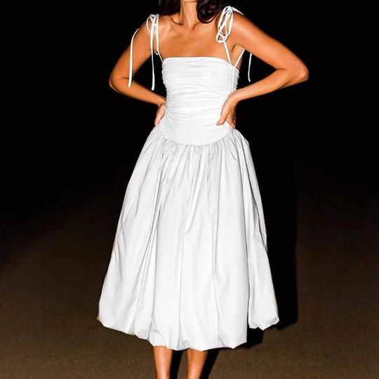 Damen Elegantes Abendkleid mit schulterfreiem Design und fließendem Rock EB