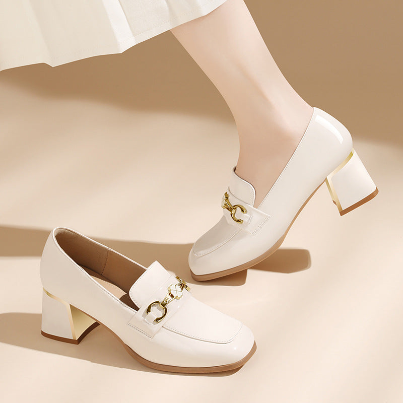 Damen Elegante und modische Pumps mit Kettenakzent EB