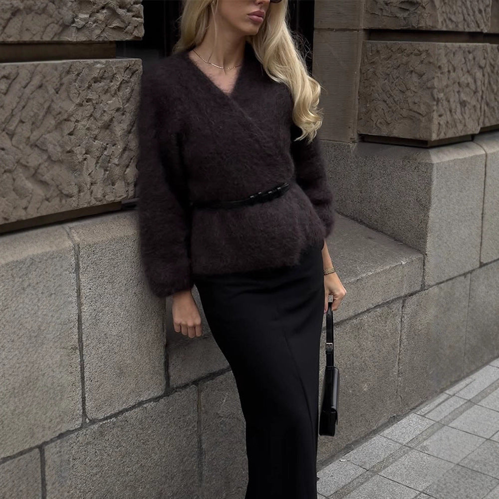 Damen Kuscheliger Pullover mit lässigem Schnitt und tiefem V-Ausschnitt EB