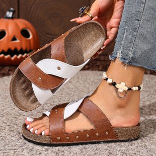 Damen Riemchen-Sandalen mit dekorativen Nieten EB