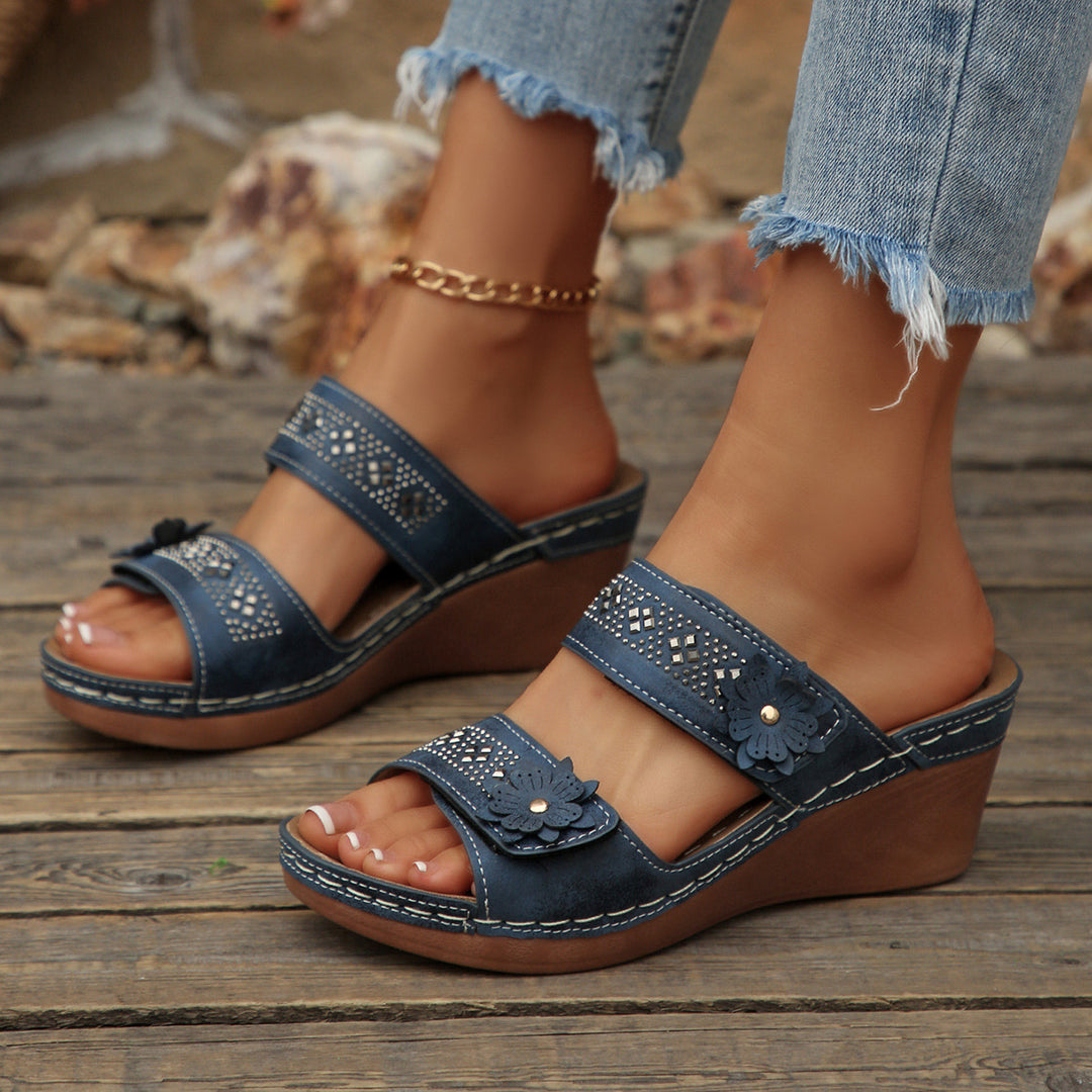 Damen Elegante und bequeme Wedge-Sandalen mit floralen Applikationen EB