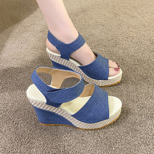 Damen Wedge-Sandalen mit elastischem Riemendesign und geflochtenem Absatz EB