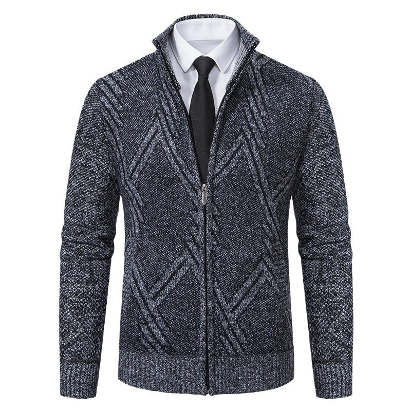 Herren elegante Strickjacke mit strukturiertem Zopfmuster und hochschließendem Kragen EB